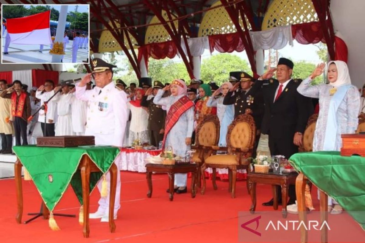 Pengibaran Merah-Putih HUT RI di Tanjung Balai berlangsung khitmad