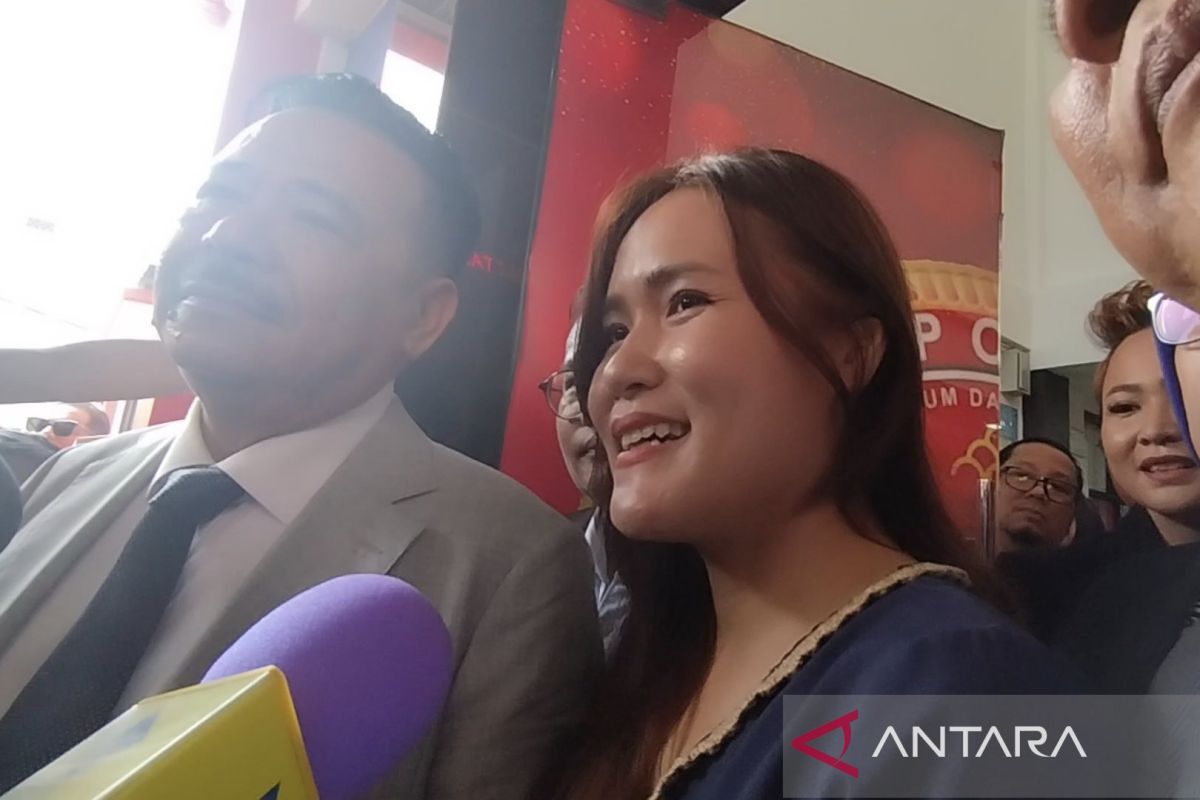 Jessica mengucapkan terima kasih setelah hirup udara bebas