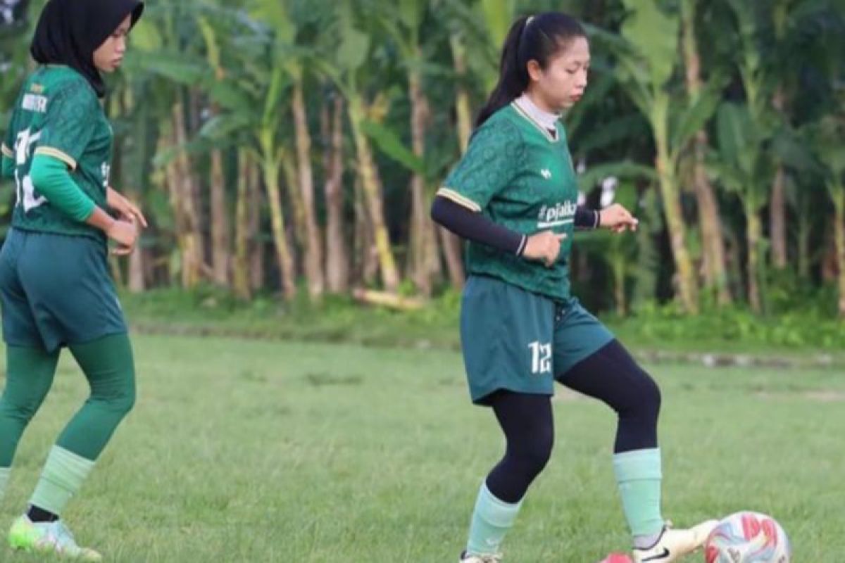 Sepak bola putri Sumut evaluasi tiap lini demi  hasil maksimal di PON