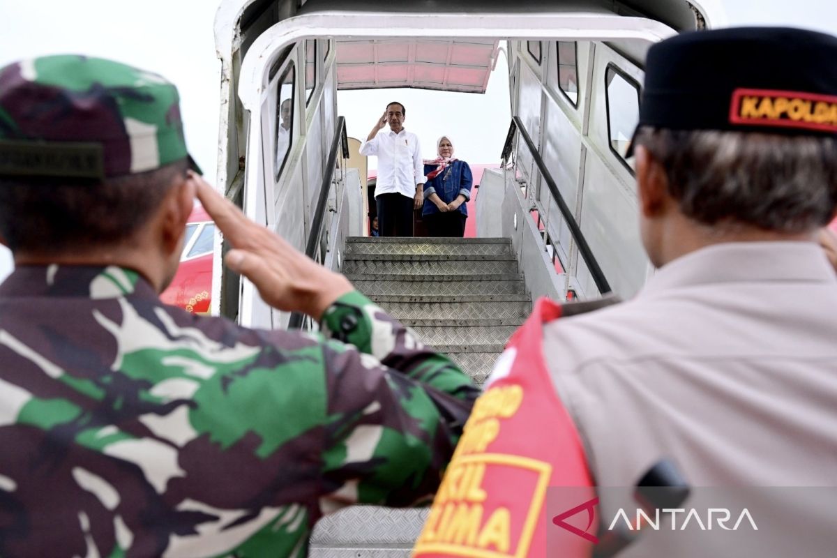 Presiden Jokowi kembali ke Jakarta usai hadiri HUT Ke-79 RI di IKN