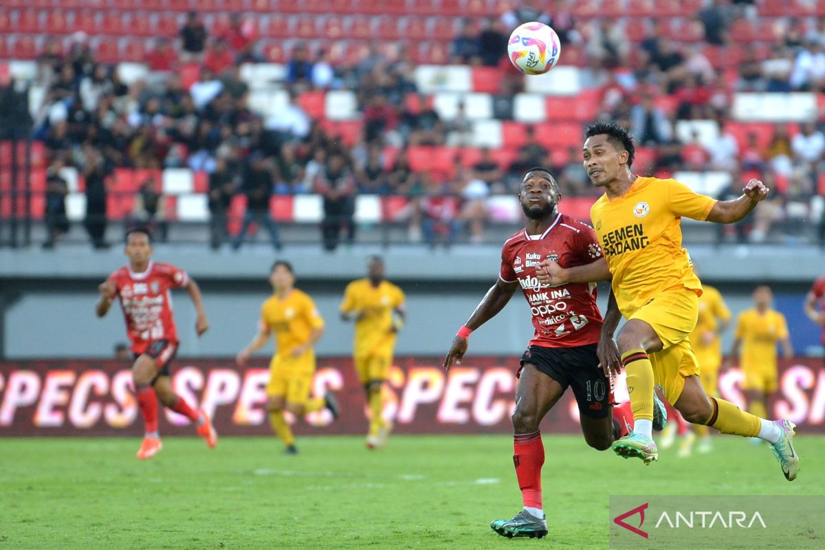 Liga 1 - Bali United gilas Semen Padang 2-0