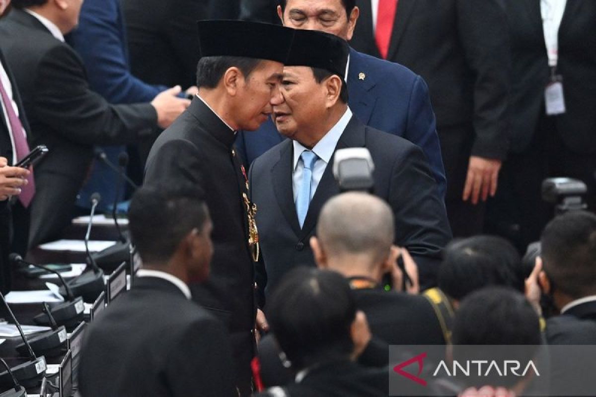 Presiden lantik menteri dan kepala badan hari ini