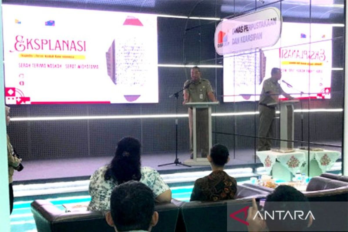 DKI terima naskah kuno "Serat Widyatama"