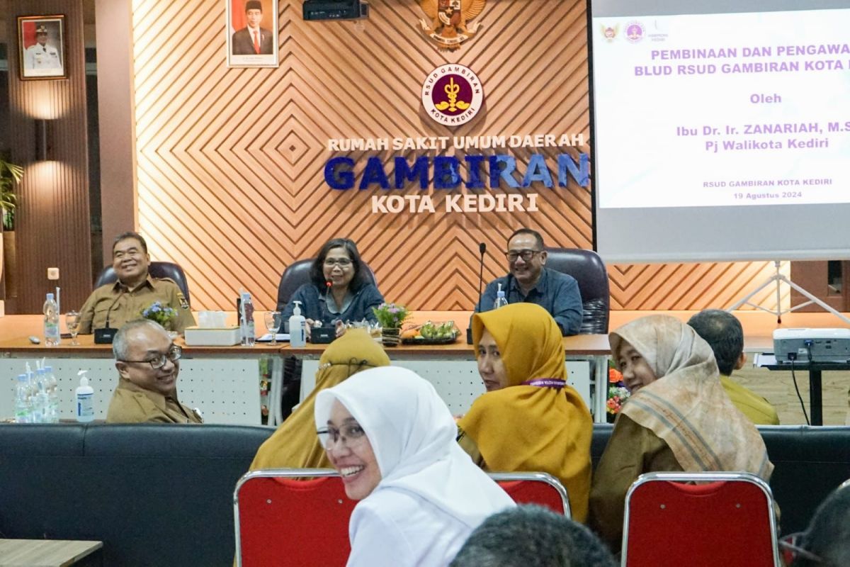 RSUD Gambiran diminta tingkatkan layanan berbasis TI