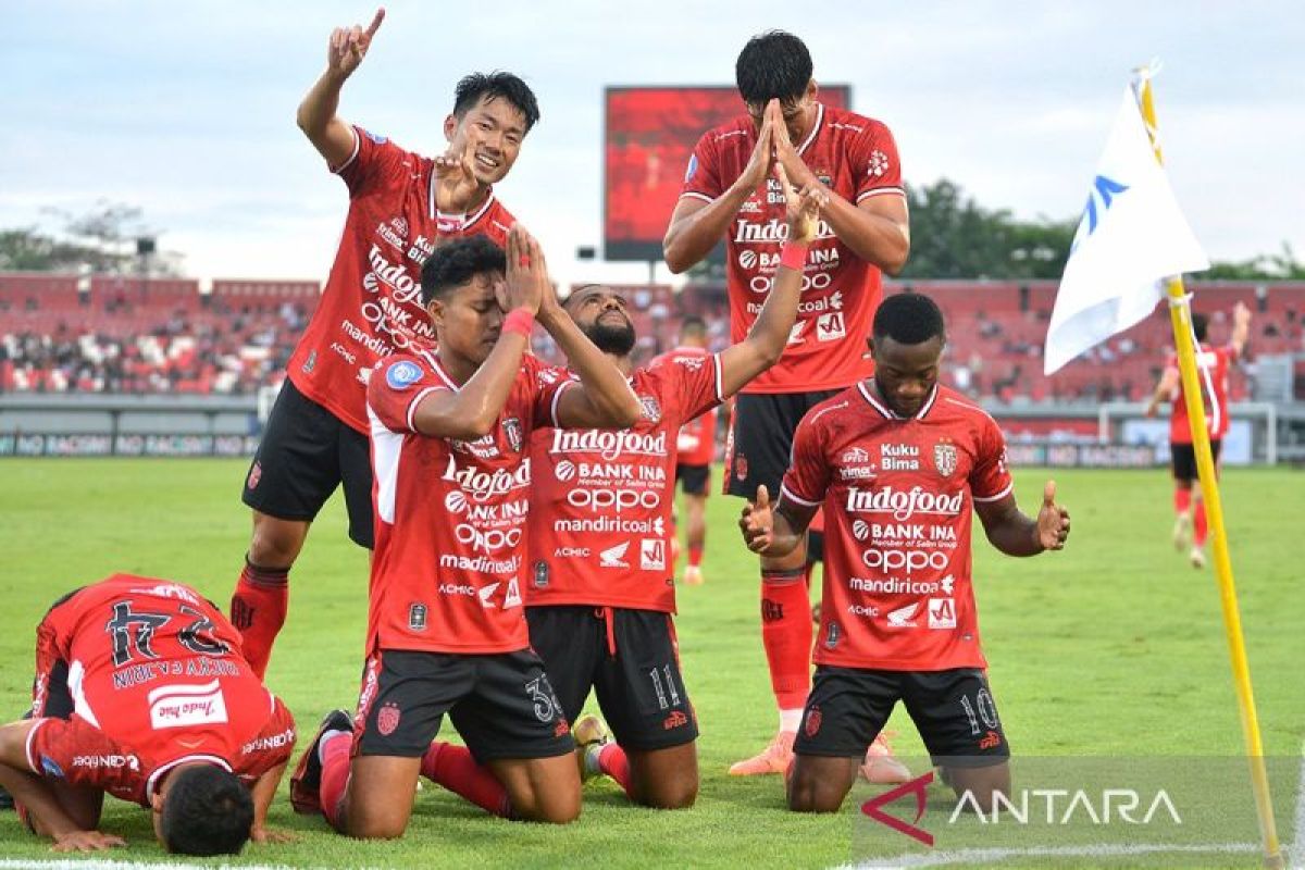 Klasemen Liga 1 Indonesia: Tiga klub masih torehkankan hasil sempurna