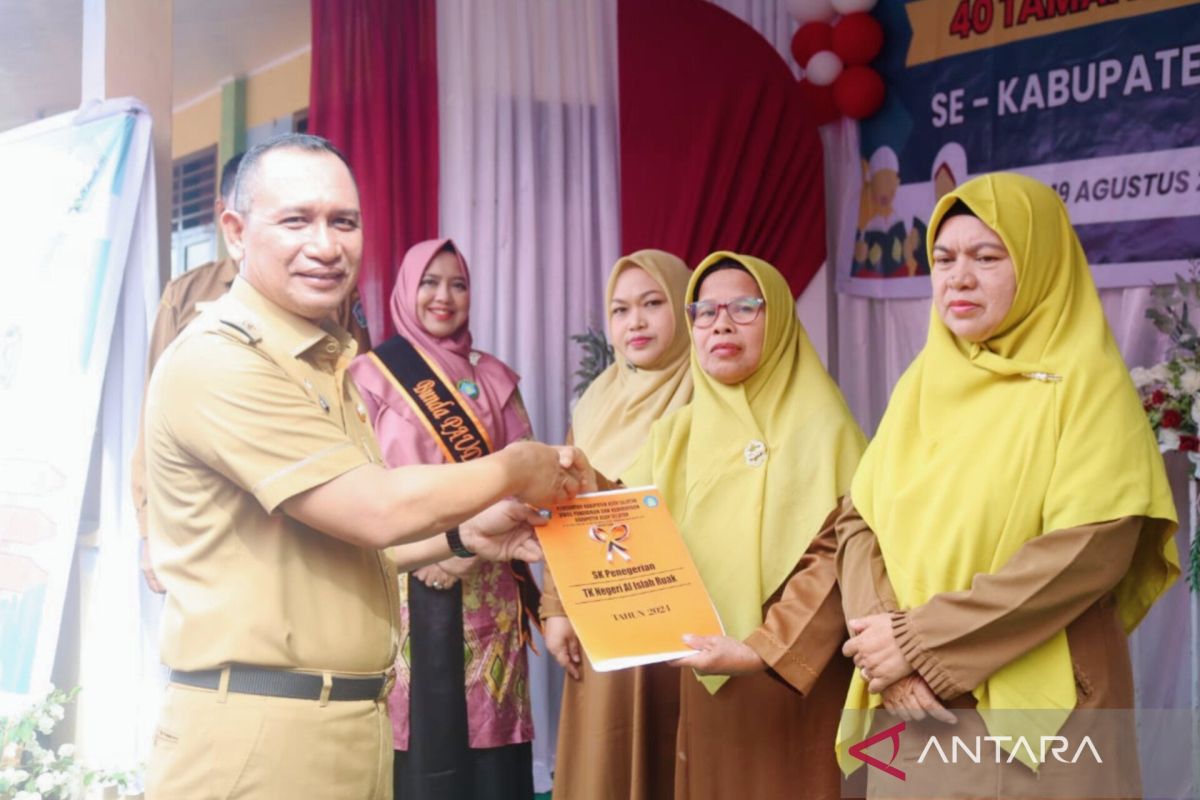 Resmikan 40 TK, Pj Bupati Aceh Selatan berharap partisipasi belajar anak ditingkatkan