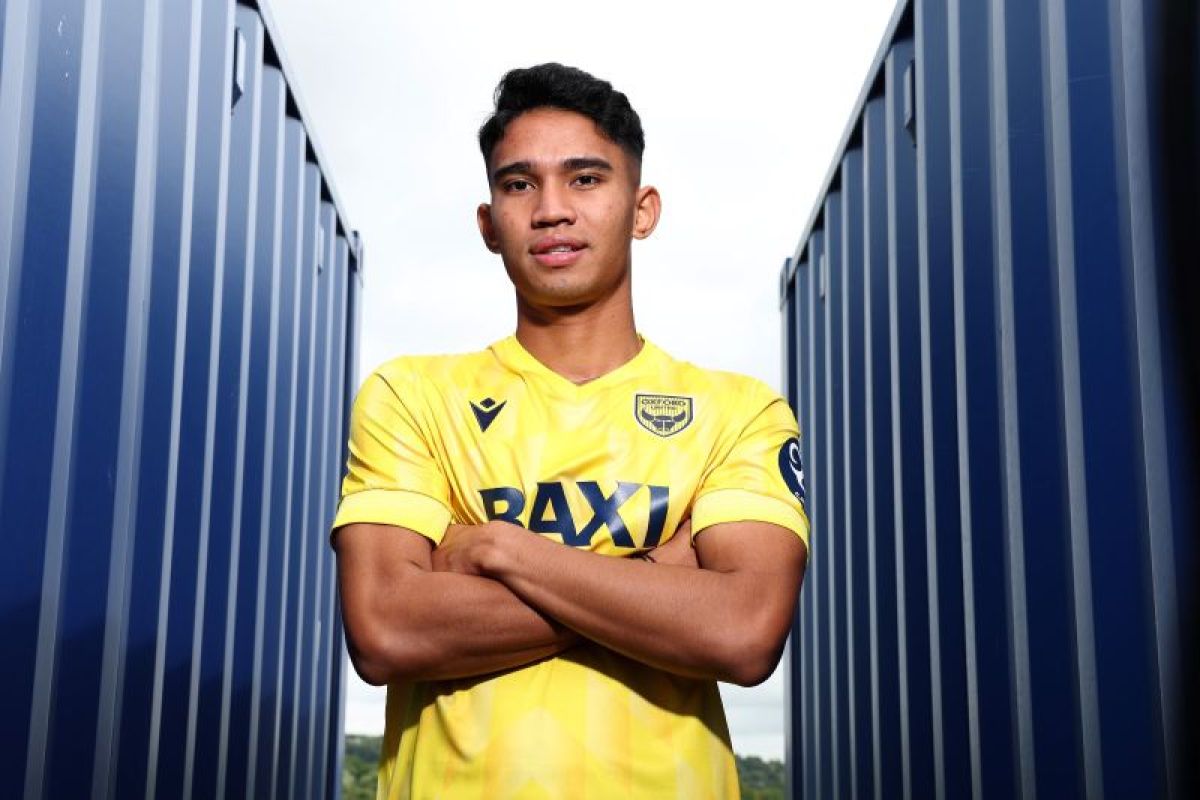 Marselino Ferdinan resmi berseragam klub Inggris Oxford United