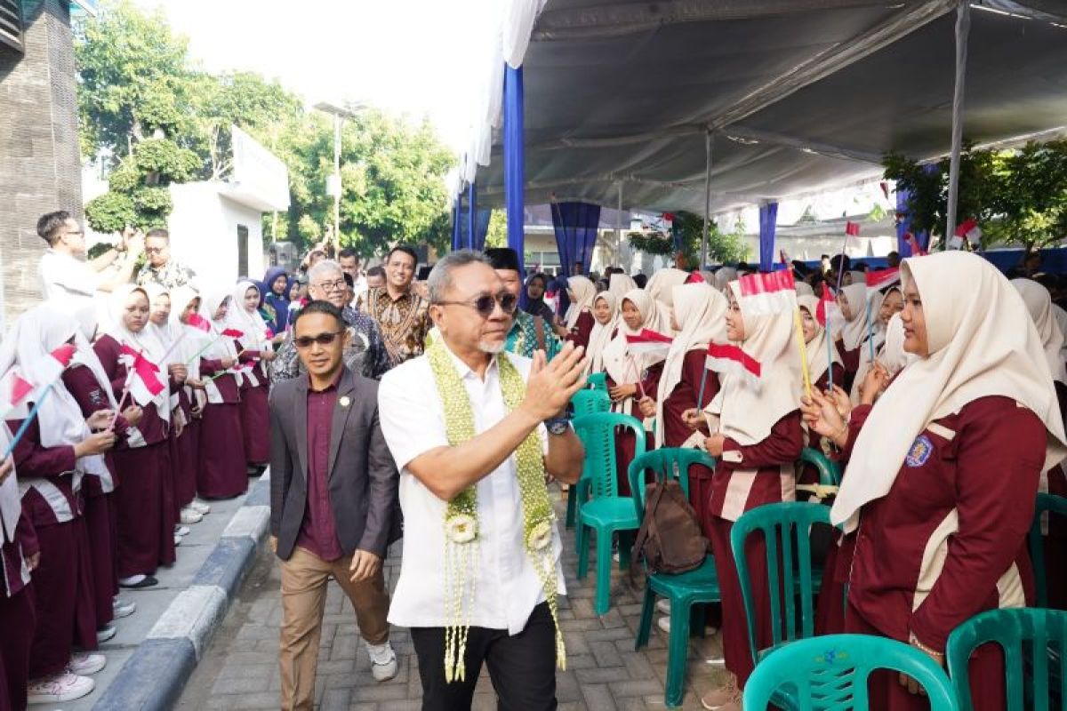 Kunjungi SMA-SMK, Mendag: SDM unggul kunci kemajuan ekonomi Indonesia