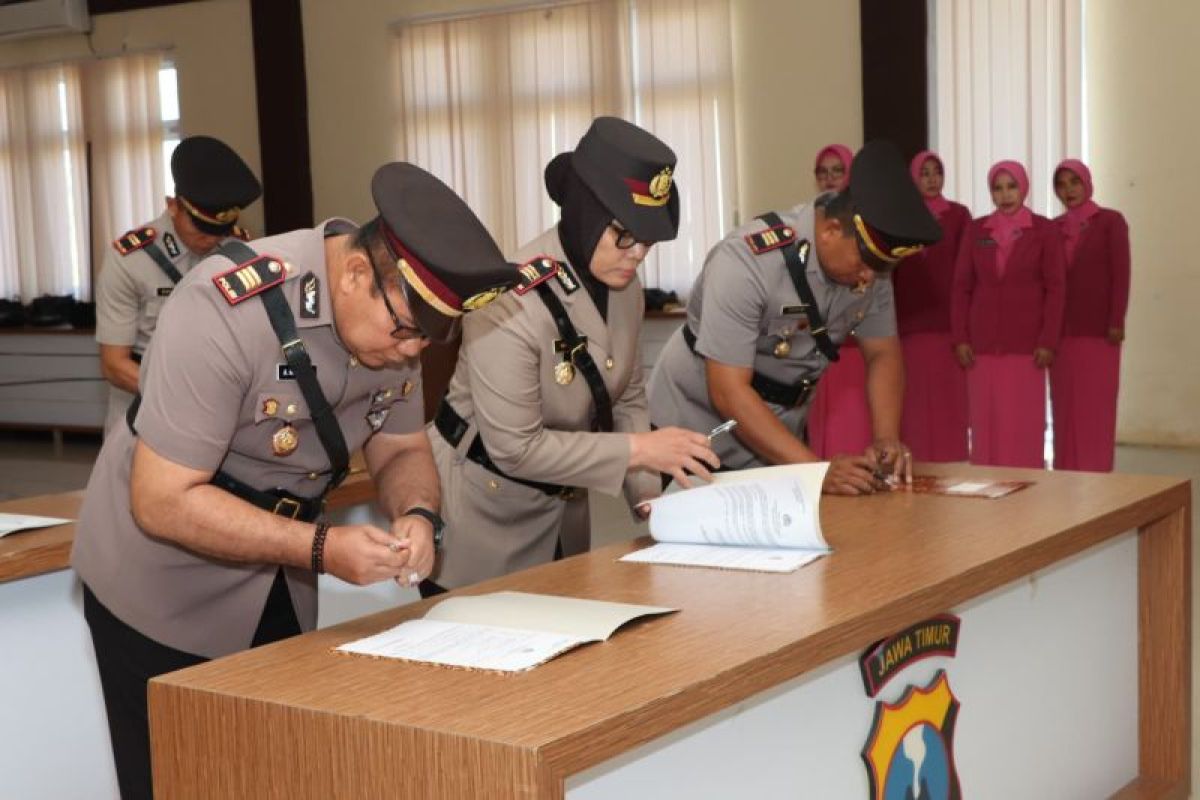 AKP Ninit jadi perempuan pertama jabat Kasat Lantas Polres Sumenep