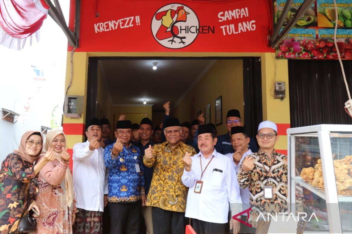 Baznas bantu 2.000 mustahik di Indonesia lewat paket usaha ayam goreng ZChicken