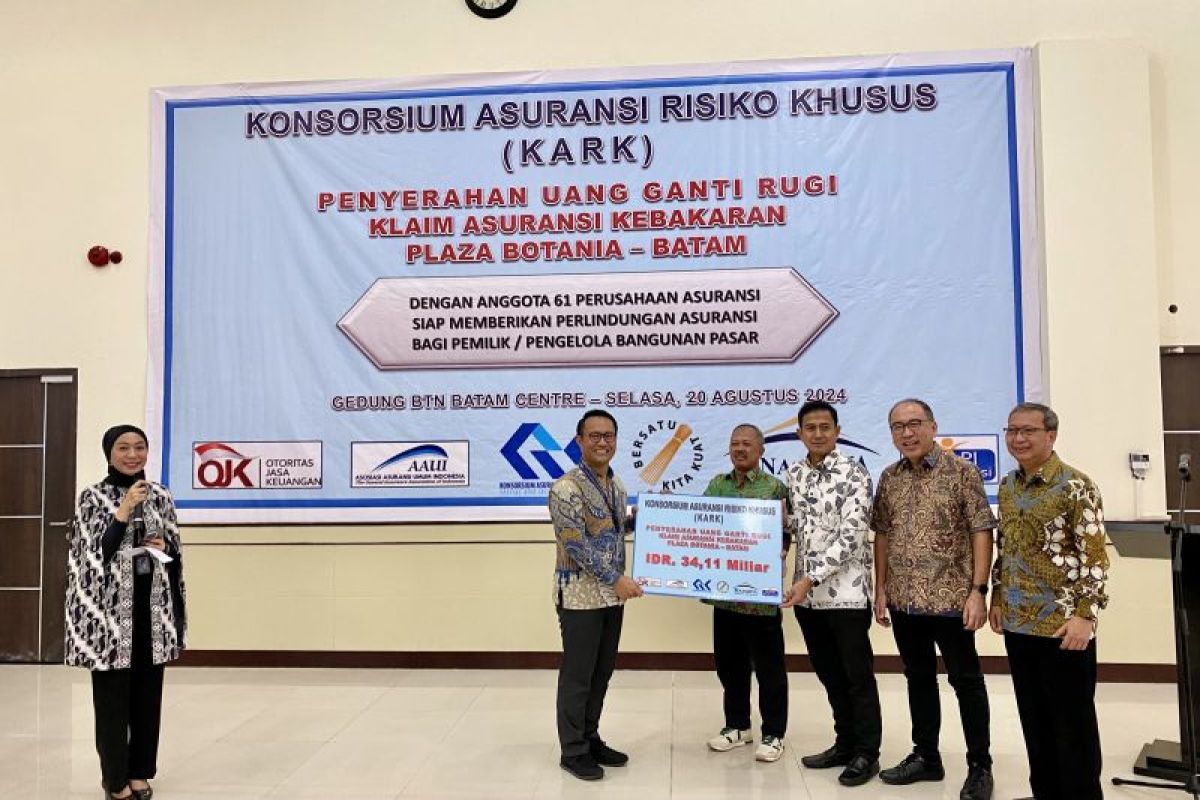 KARK serahkan ganti rugi untuk kebakaran Plaza Botania