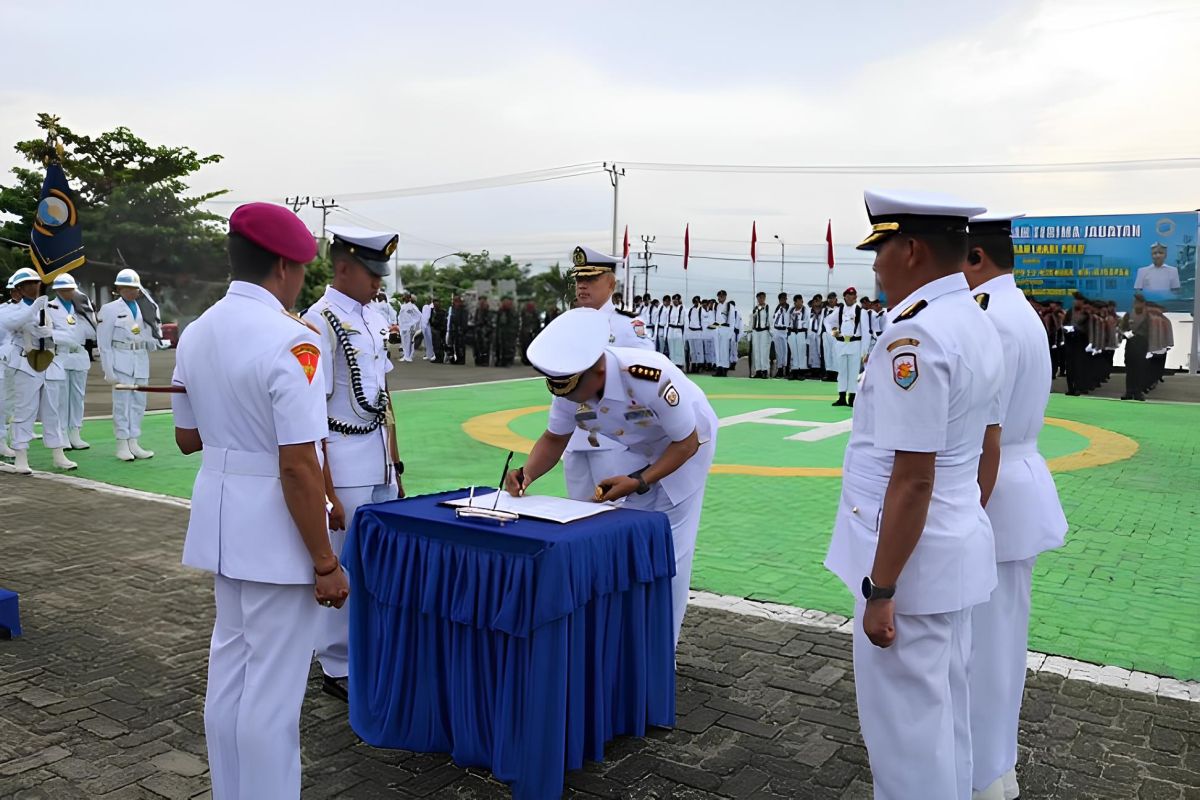 Rusdy Mastura harap Lanal Palu perkuat sinergi jaga keamanan laut Sulteng