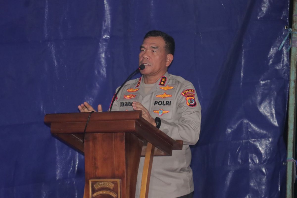 TNI-Polri layani dan bantu masyarakat sepenuh hati