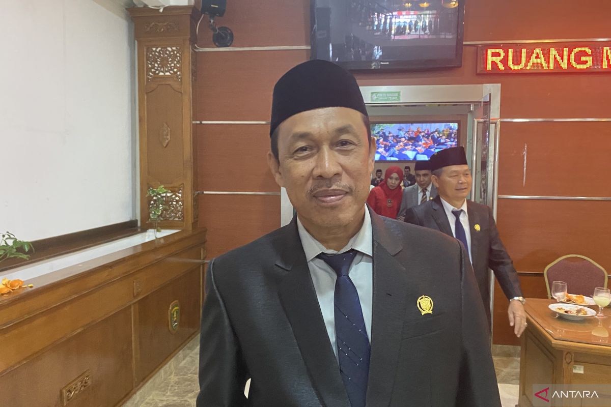 Legislator Kutim minta pemda benahi infrastruktur syarat kabupaten baru