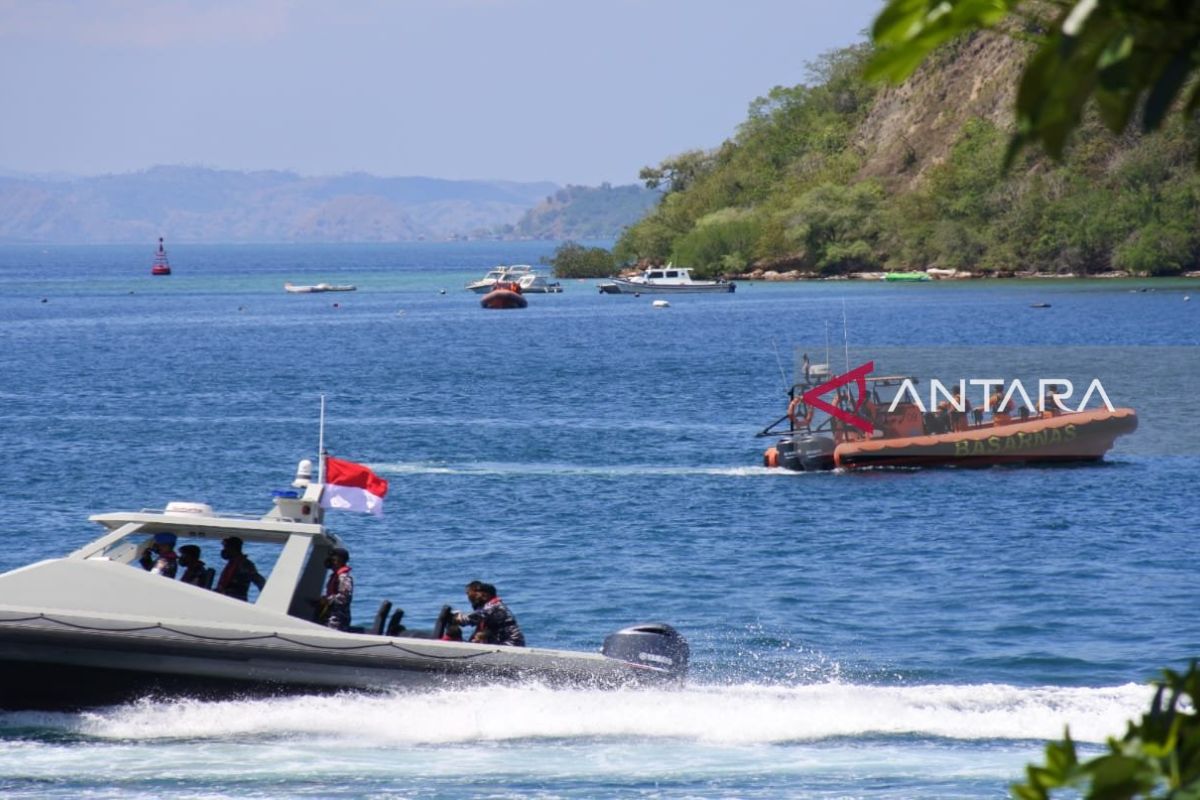 Tim SAR cari empat orang korban kapal hilang di Alor