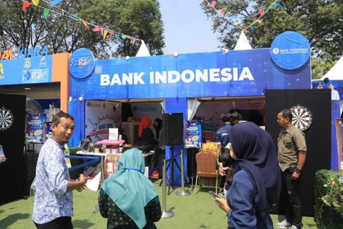 BI gandeng UMKM kampanyekan pembayaran QRIS di Tangerang Festival