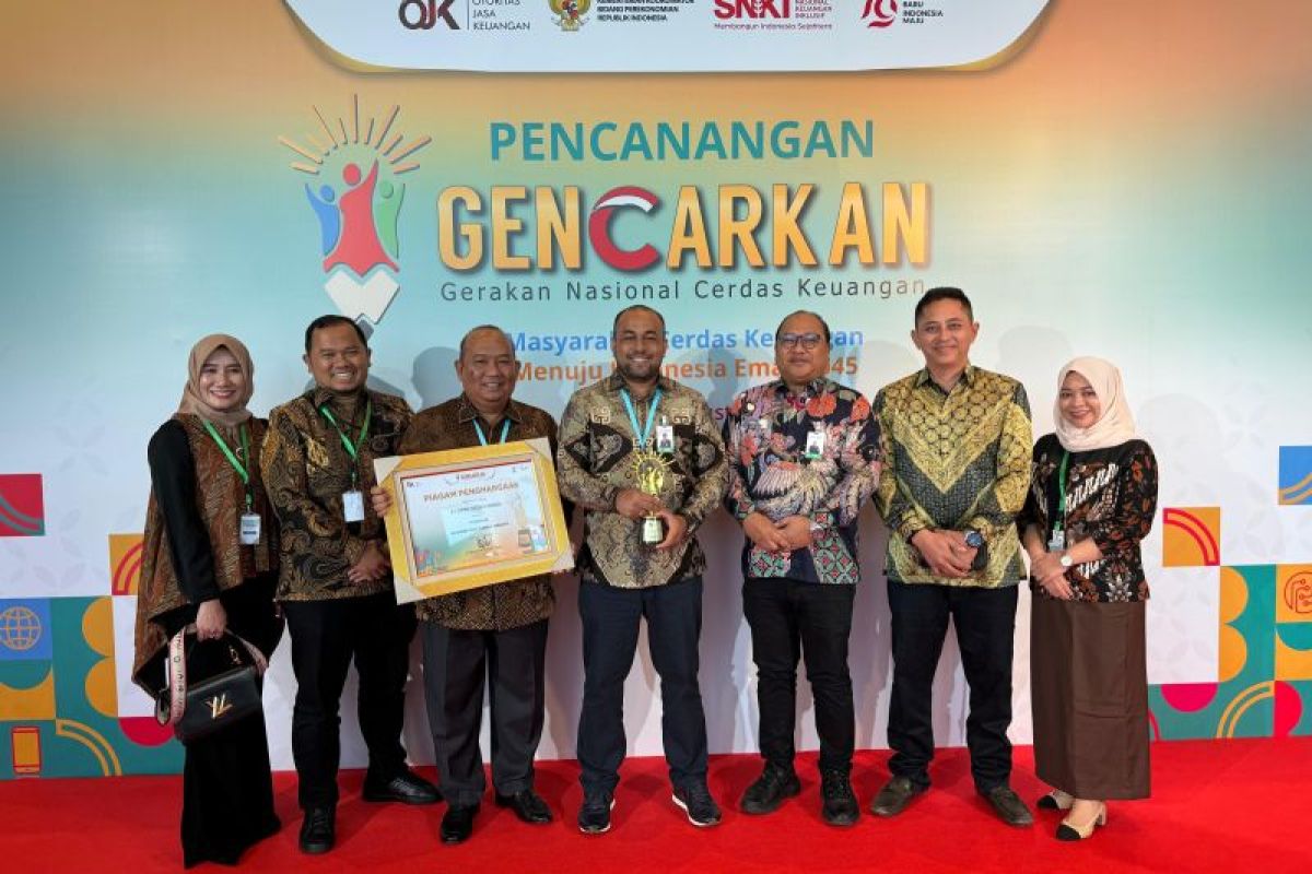 Bank Aceh raih penghargaan OJK Financial Literacy Award 2024