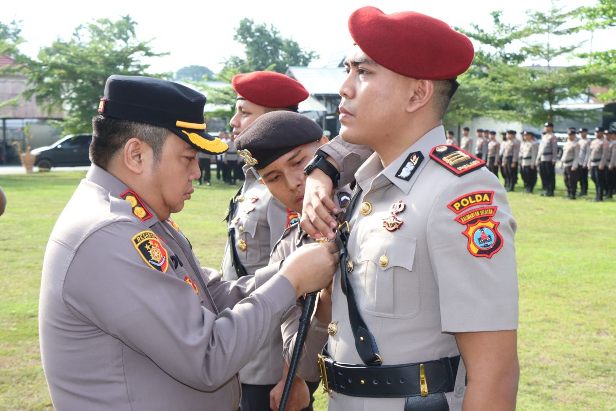 Kapolres Banjarbaru minta anggota layani masyarakat hingga tuntas