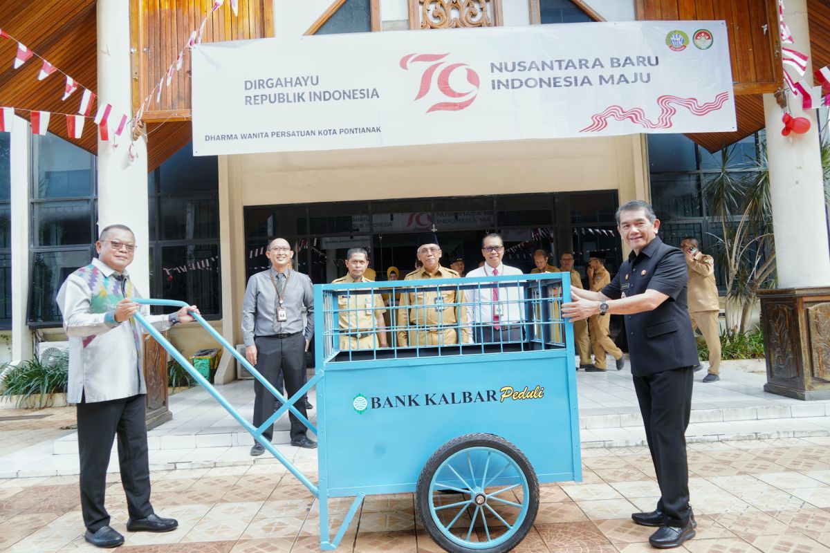 Bank Kalbar rutin menyalurkan program CSR