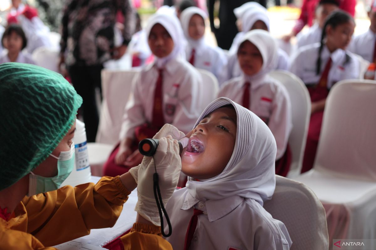 Jenis minuman yang bisa menimbulkan noda pada gigi