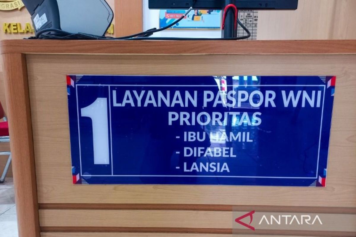 Imigrasi Ranai buka layanan untuk pembuatan paspor elektronik