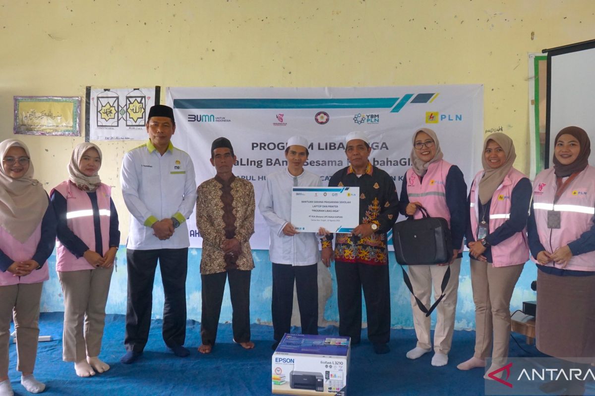 YBM dan Srikandi PLN Kalselteng peduli pendidikan sejak dini