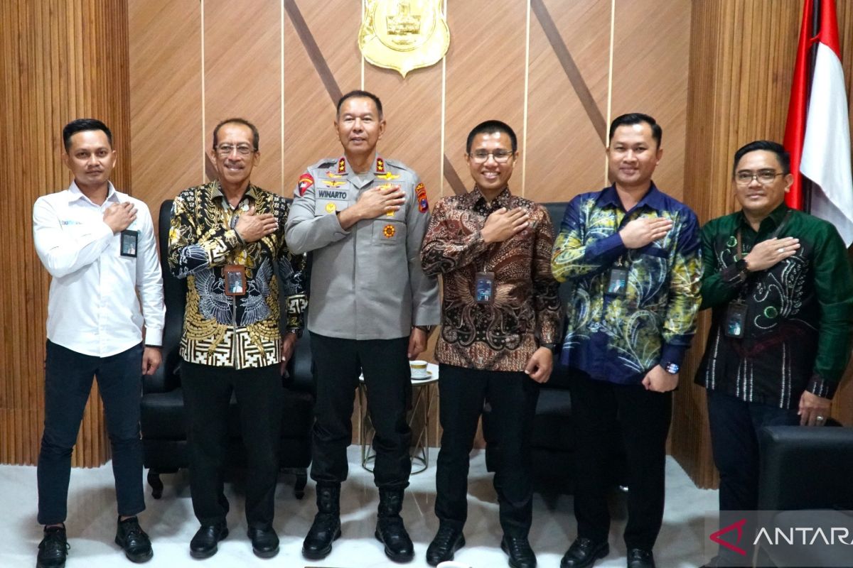 PLN UID Kalselteng kunjungi Polda Kalsel dan Korem 101/Antasari