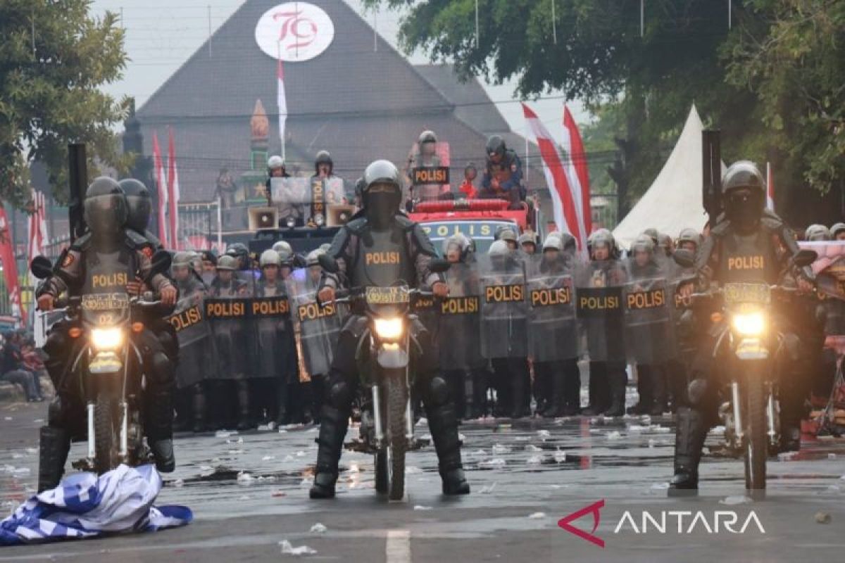 Polres Batang  simulasikan antisipasi dini pengamanan Pilkada 2024