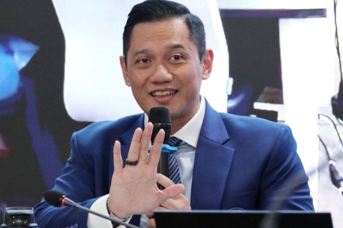 Menteri AHY tekankan pentingnya tanah dalam urusan pembangunan