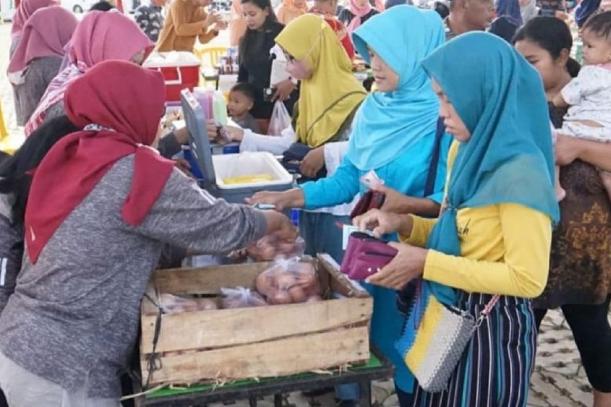 Disperindag Kabupaten Magetan gelar pasar murah untuk warga