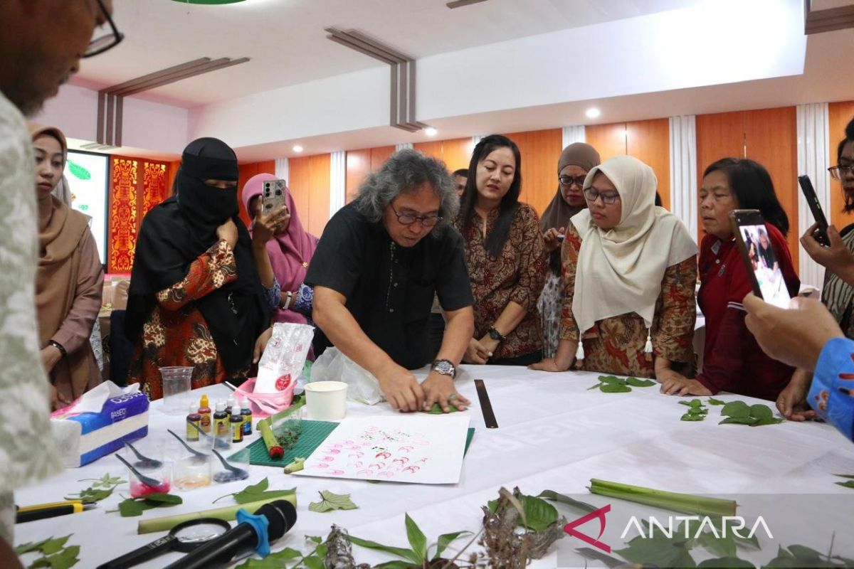 ITB melatih kreativitas guru di Kabupaten Sorong