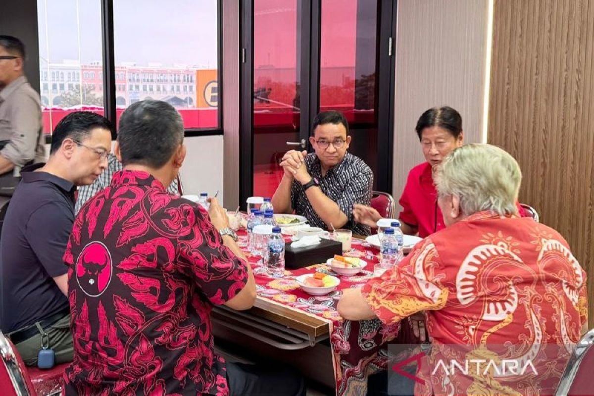 Anies sambangi Kantor DPD PDIP Jakarta