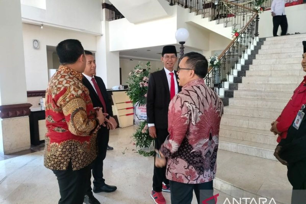 Menpan RB berikan ucapan khusus anggota DPRD Kota Surabaya