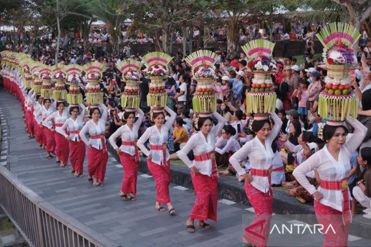 Transaksi di Tanah Lot Art and Food Festival Ke-5 capai Rp300 juta