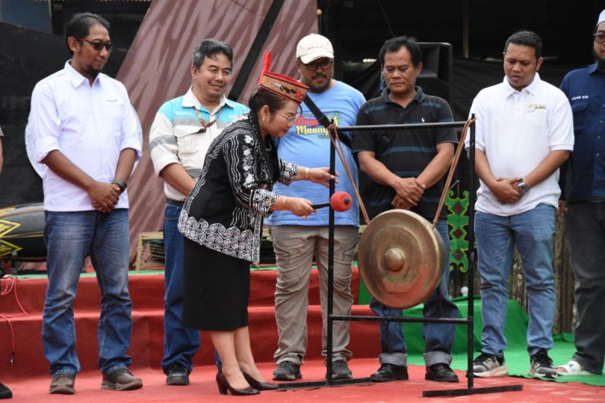 Festival Dayak Maanyan Warukin: Merayakan Warisan Budaya