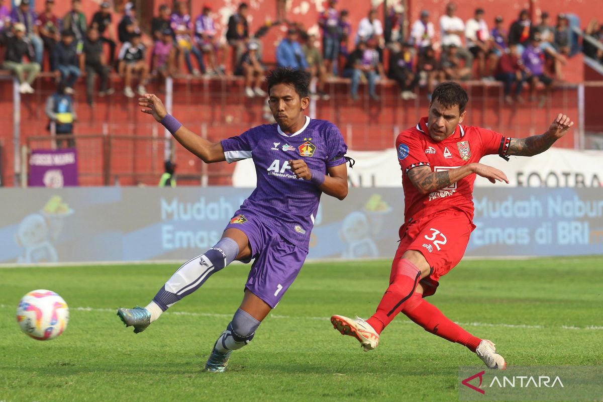 Liga 1 - Malut United tahan Persik Kediri imbang 0-0