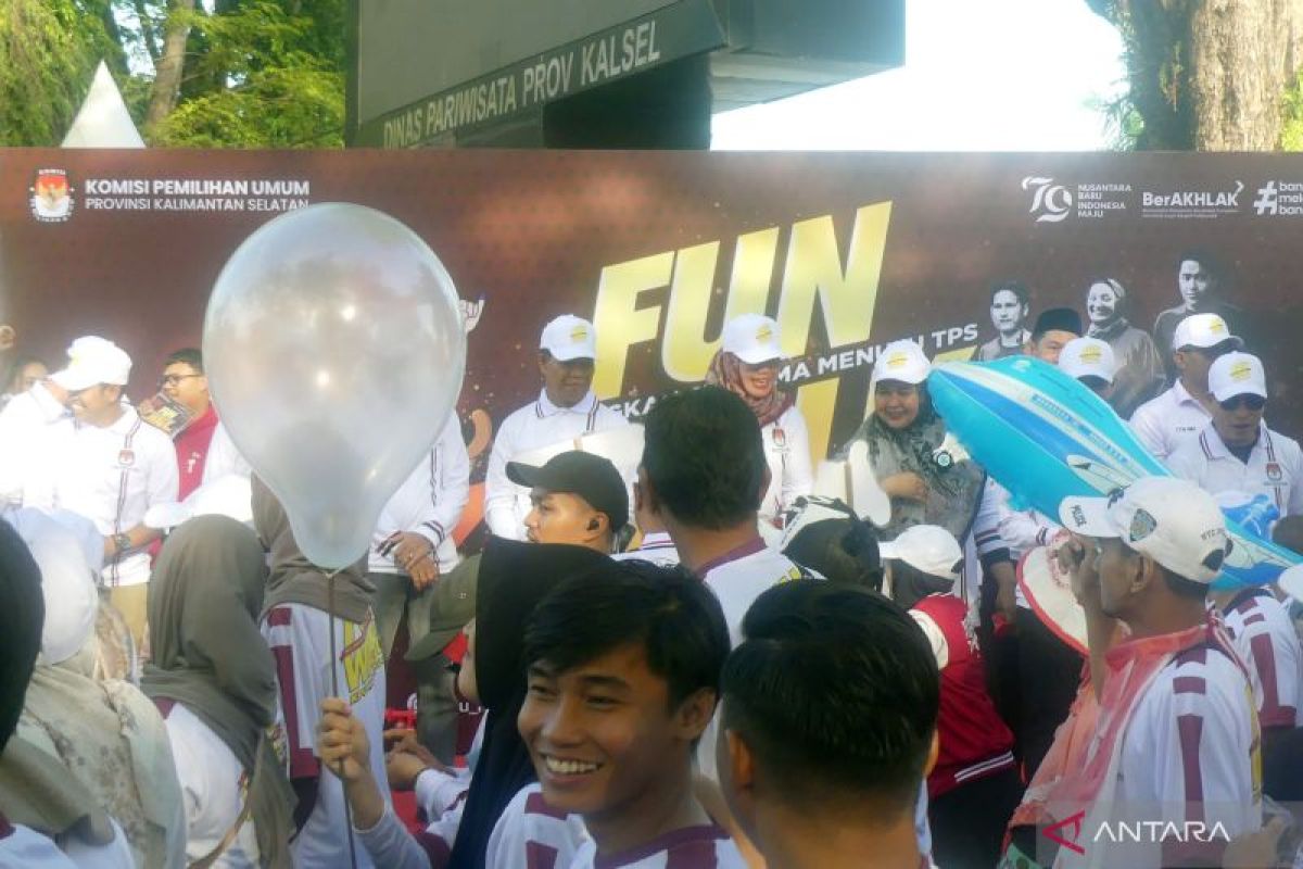 Fun Walk KPU Kalsel 2024, antusias diikuti ribuan warga