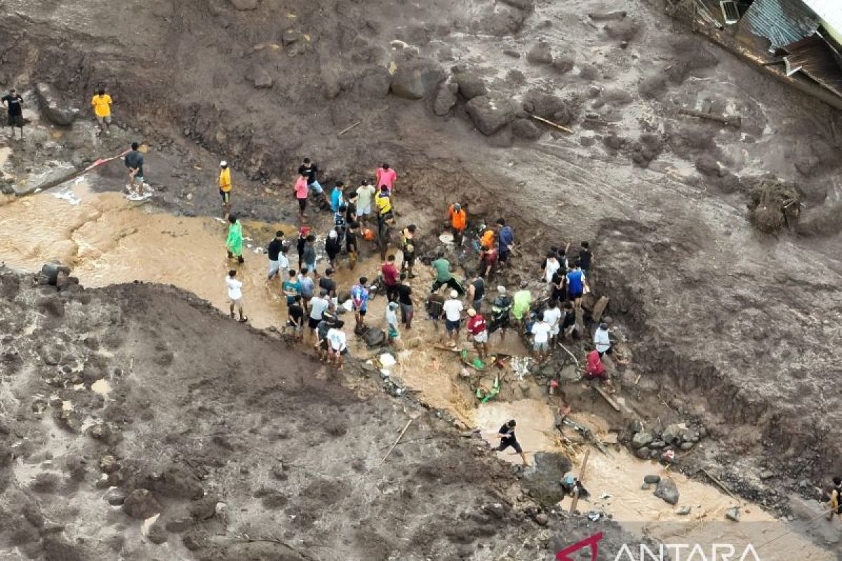 BNPB maksimalkan  pompa alkon cari korban banjir bandang di Ternate