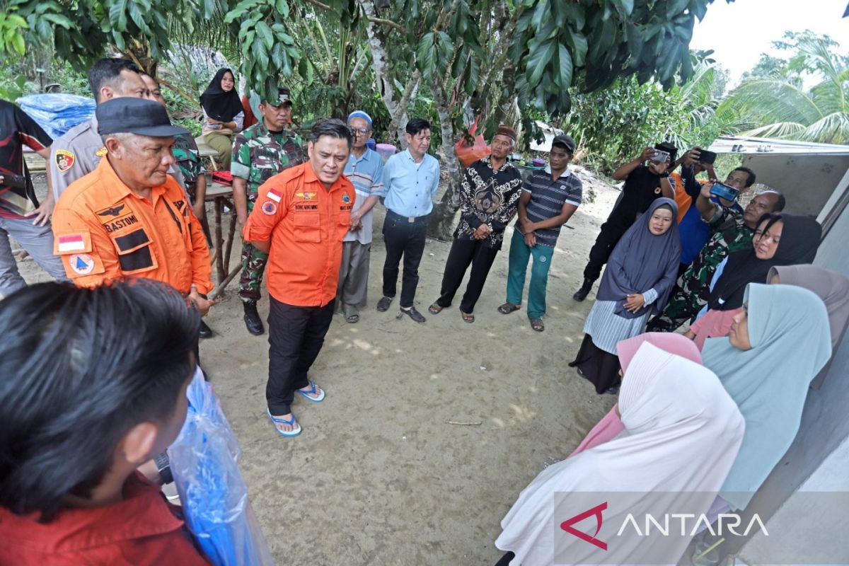 Pemerintah Bangka Barat salurkan bantuan korban angin kencang