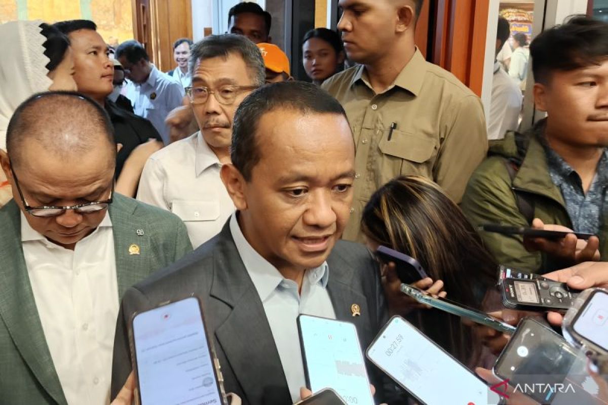 Bahlil: Proyek produksi minyak di Banyuurip Surabaya jadi strategi tekan impor