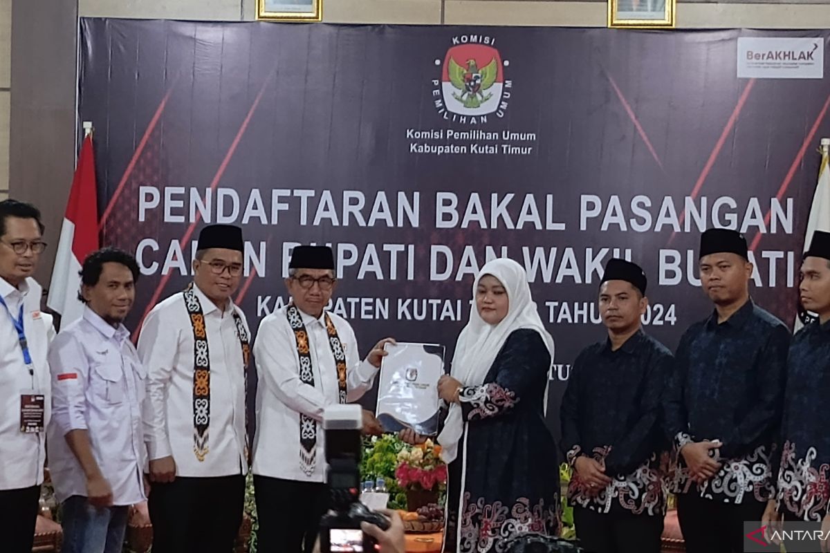 Pasangan Ardiansyah-Mahyunadi daftar ke KPU Kutim