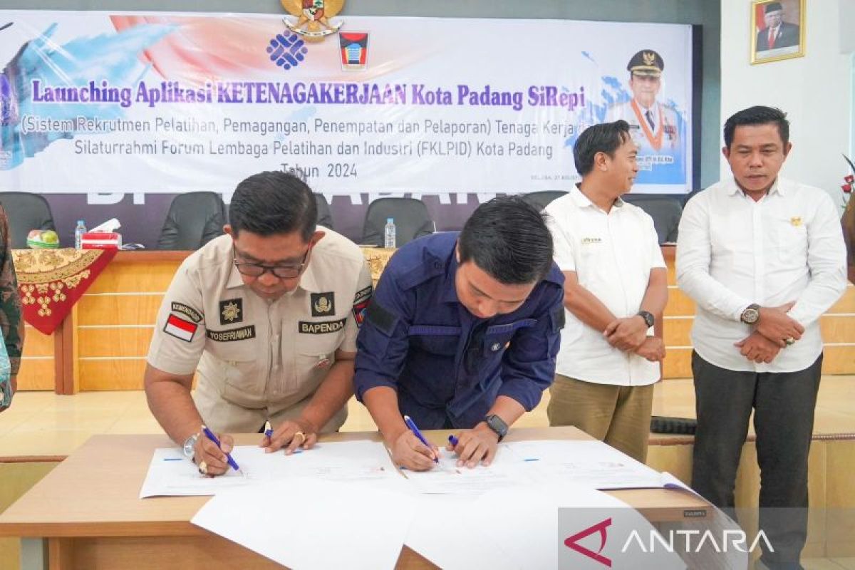 Pemkot Padang luncurkan aplikasi SiRepi bantu masyarakat cari kerja