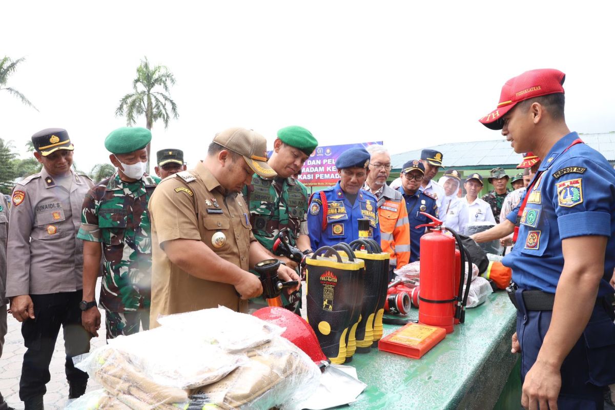 Pemkab Aceh Besar tingkatkan kemampuan petugas pemadam kebakaran