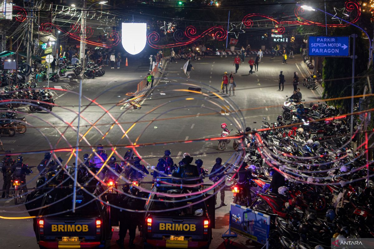 Komnas HAM desak polda mengevaluasi penanganan demo di Semarang-Makassar