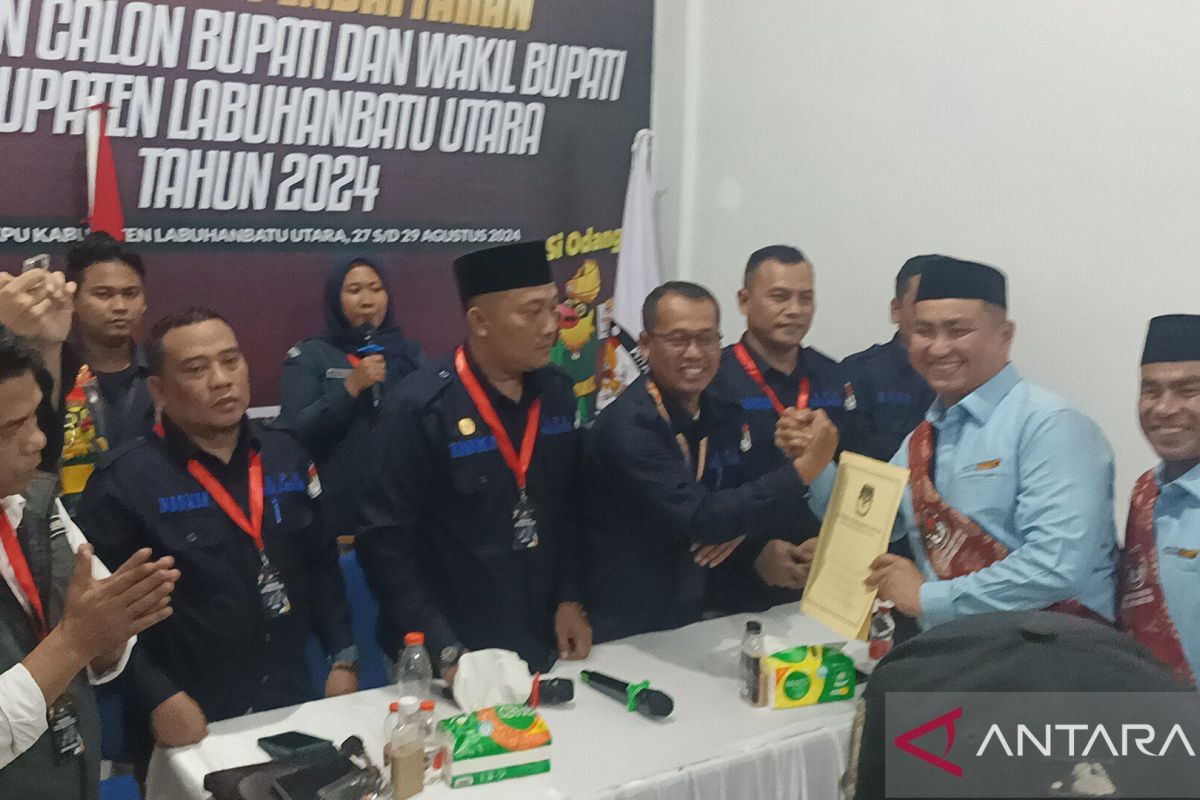 KPU Labura nyatakan pasangan HEBAT penuhi syarat