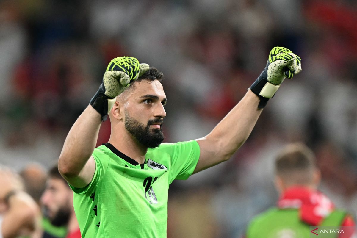 Liverpool  resmi datangkan Kiper Georgia Giorgi Mamardashvili