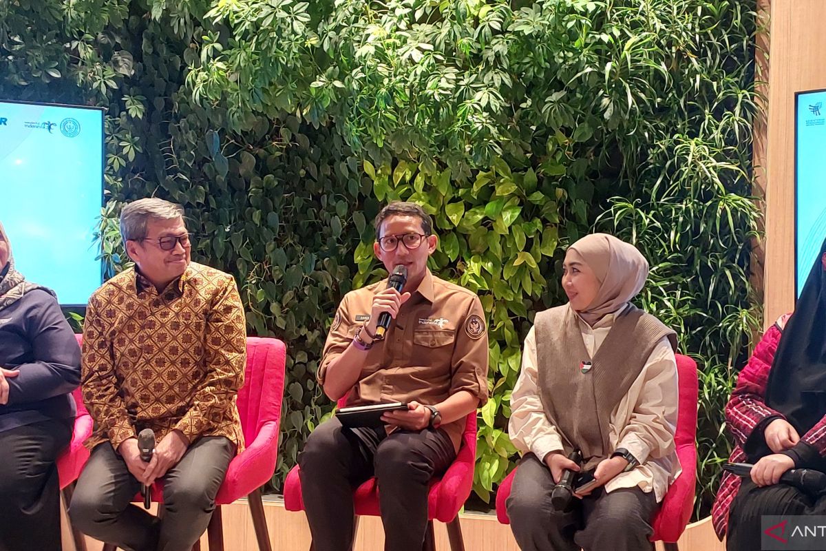 Menparekraf: Inkubasi cara tingkatkan "modest fashion" Indonesia 