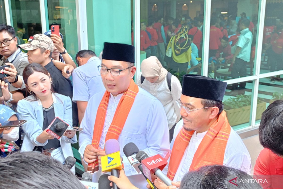 Ridwan Kamil-Suswono tiba di KPU DKI untuk daftar Pilkada Jakarta 2024