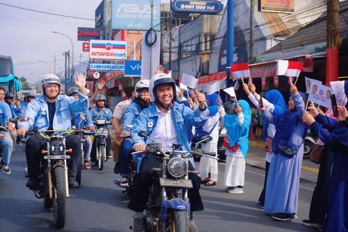 KPU Bandung Barat terima pendaftaran paslon Didik Agus-Gilang Dirga