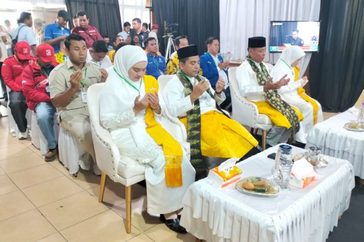 Dua Bapaslon Bupati-Wabup Pelalawan penuhi syarat administrasi